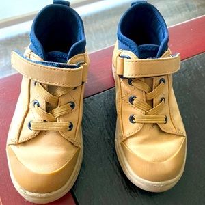 kids shoes